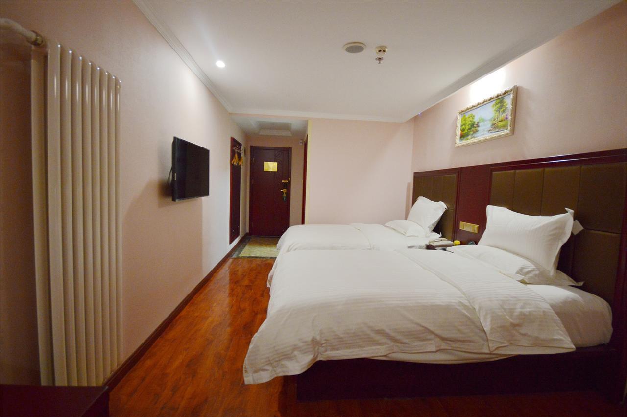 Greentree Inn Shantou High-Speed Train Tianshan Road Business Hotel Exterior photo